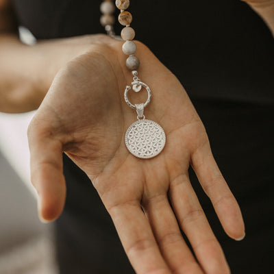 Anhänger mit beidseitigem Design – Silberfarben