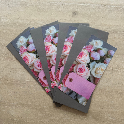 Längliche Karte mit Rosenild